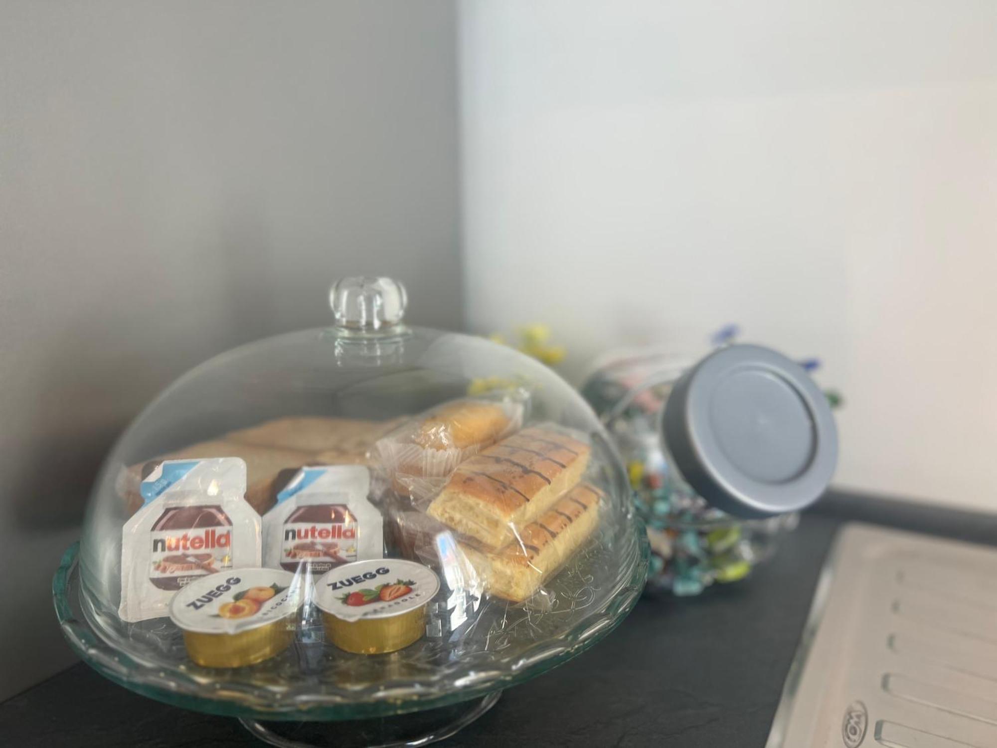 Regina Milano In Melegnano - Wifi, Breakfast Box And Terrace Apartment Екстериор снимка